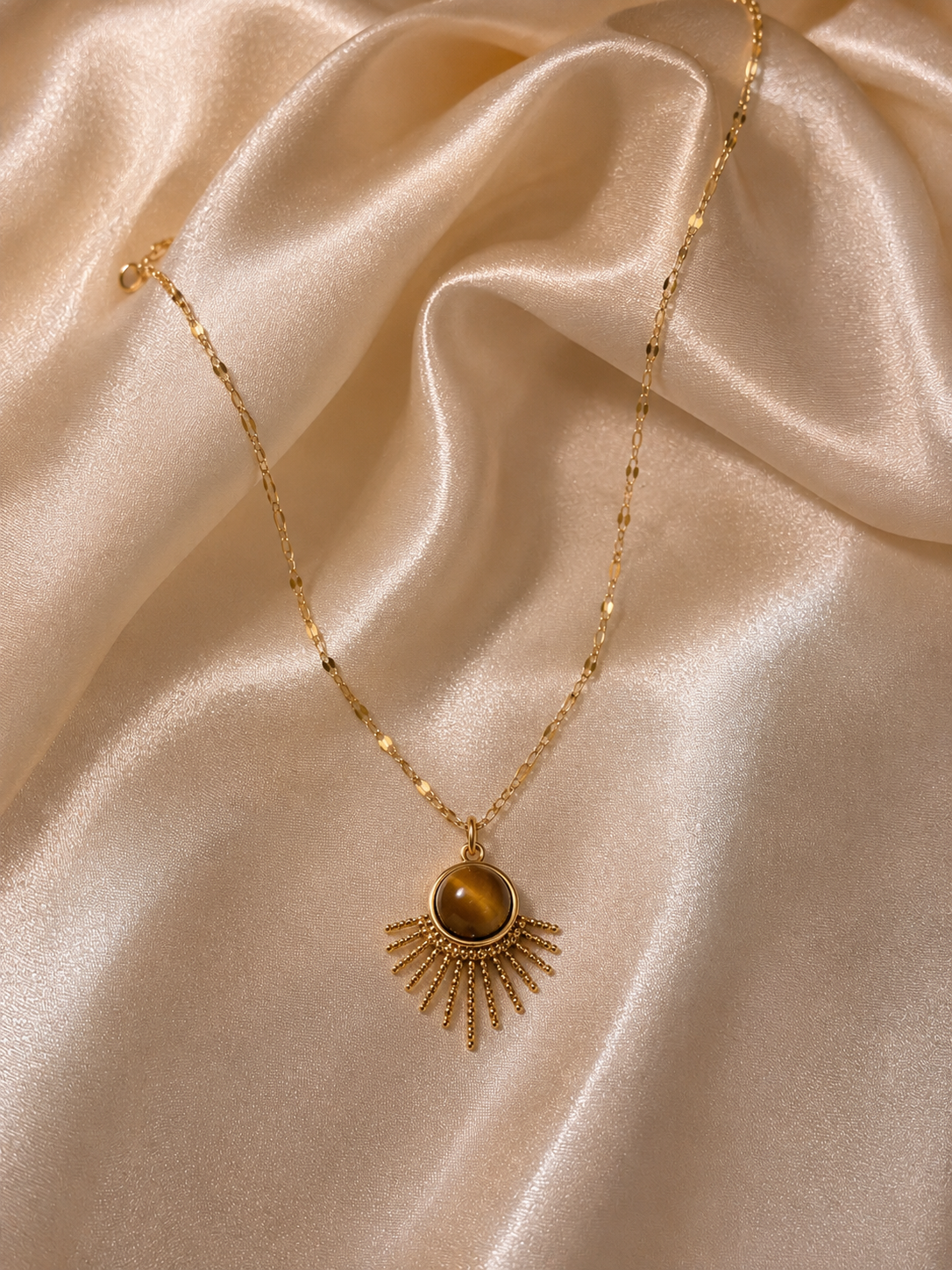 Kette „Strahlenamulett“